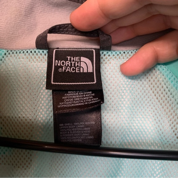 Girls North Face Rain Jacket - Picture 5 of 8